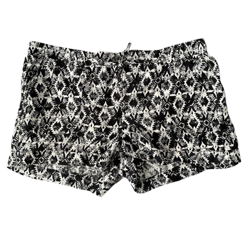 American Rag Black and White Geometric Women's Shorts